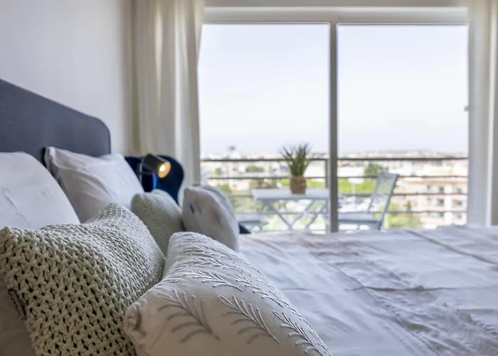 & Sea View Apartment, Meia *