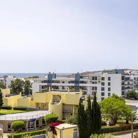 & Sea View Apartment, Meia Appartement *